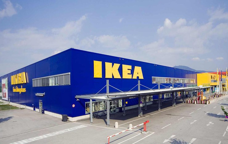 Скромный баннер IKEA не может поверить, что кто-то захотел на него кликнуть